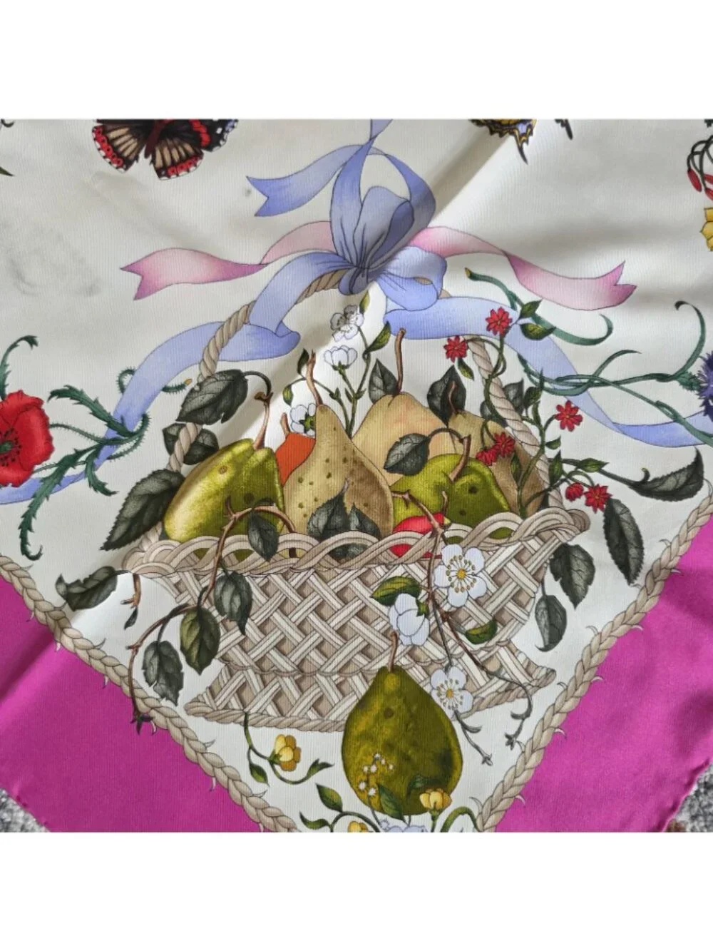 Vtg Gucci V. Accornero Silk Butterfly Floral Print Hand Rolled Scarf 34